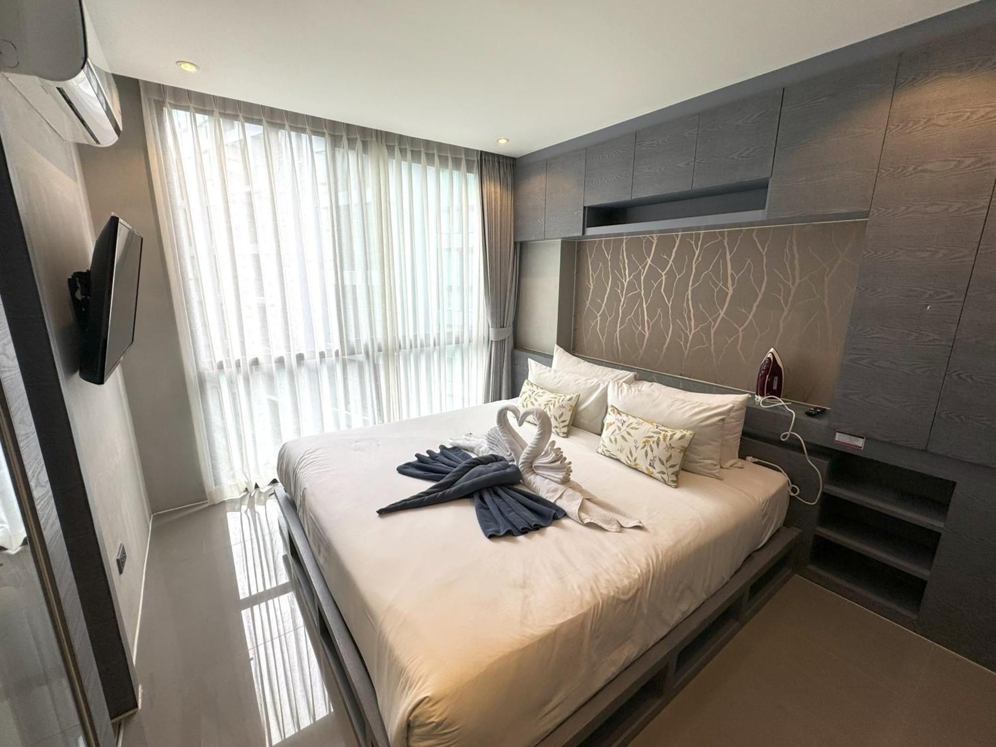 Deluxe Citygate By Lofty * Pantai Kamala