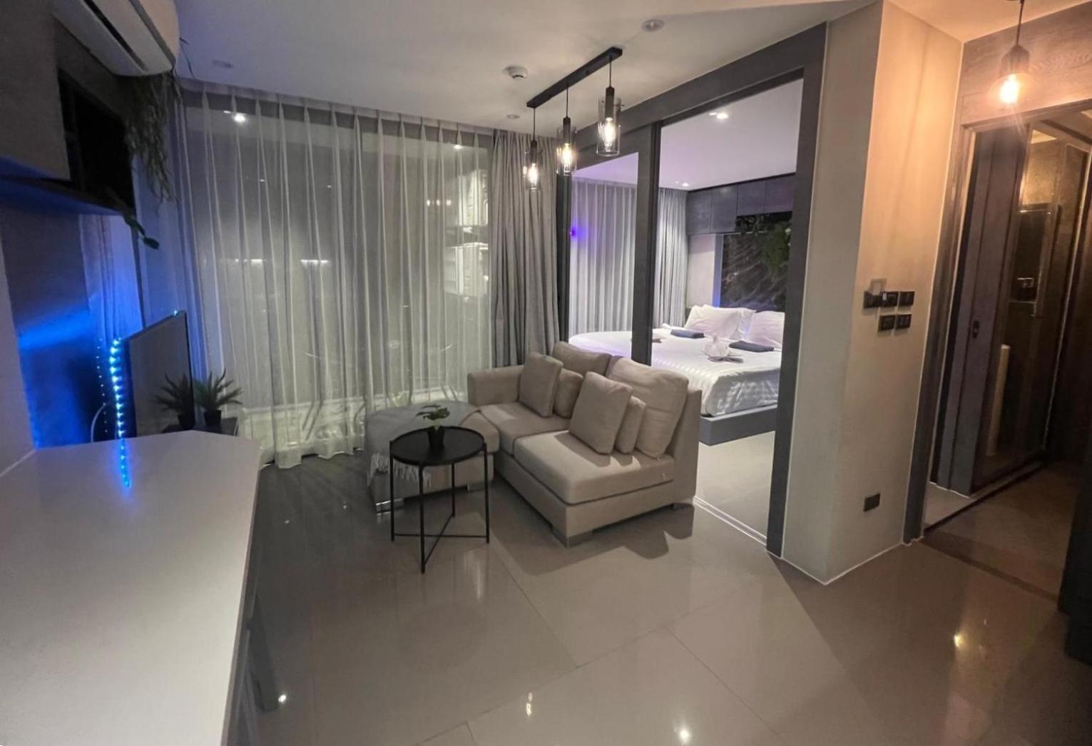 Deluxe Citygate By Lofty * Pantai Kamala